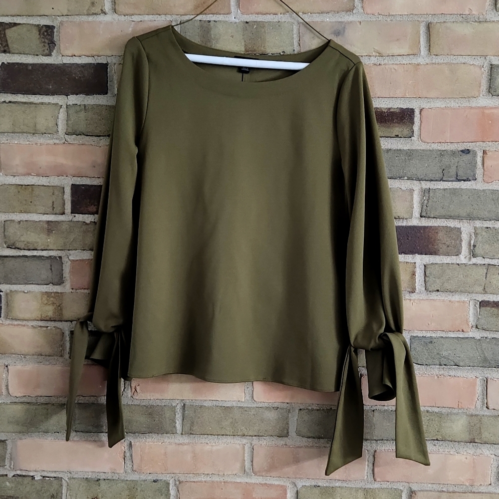 Ann Taylor, Tie Sleeve Top, S, Oliver Green